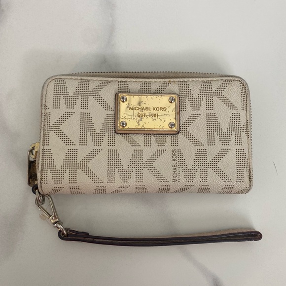 Michael Kors wallet - Picture 2 of 2